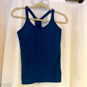 Lululemon ebb to street tank